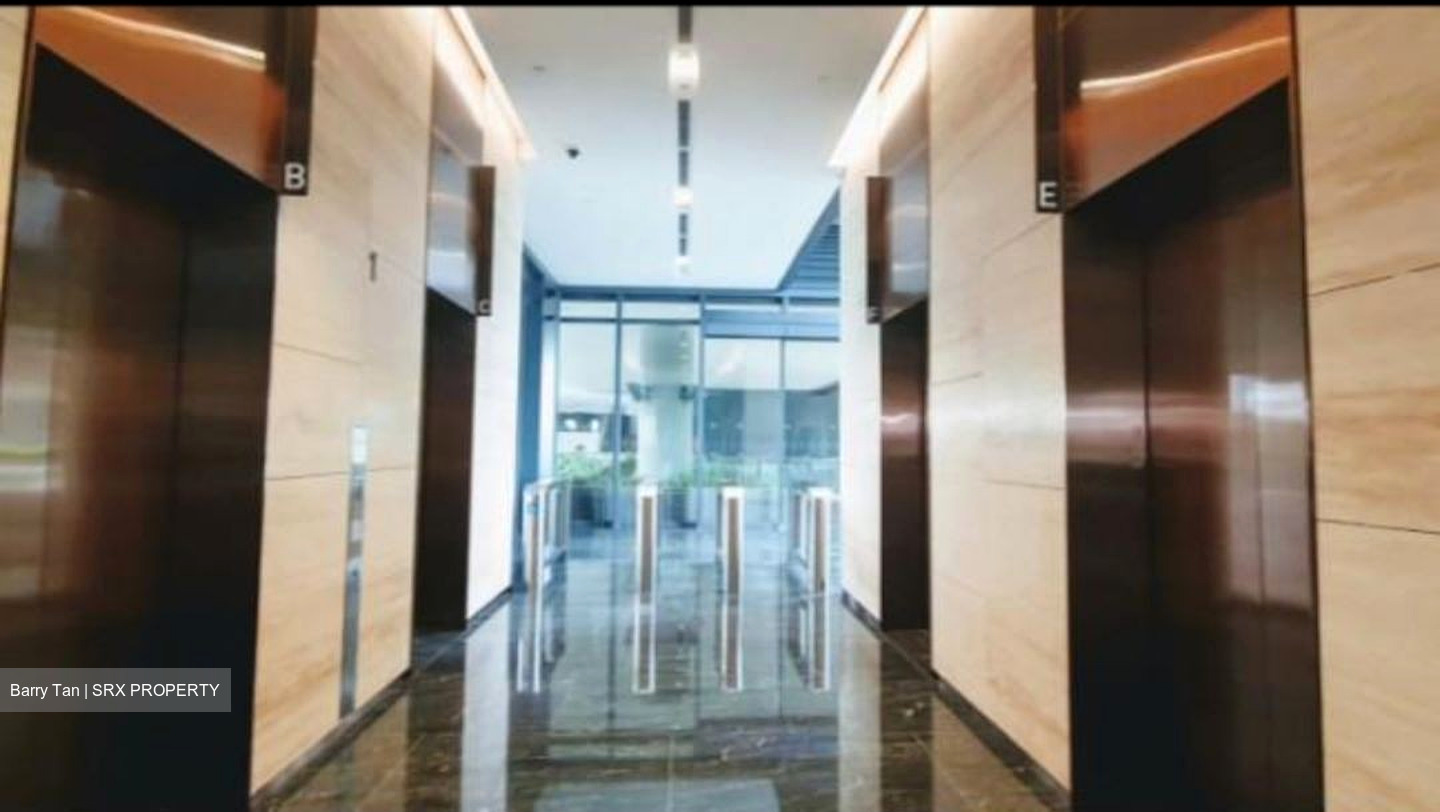 Woods Square (D25), Office #458304941